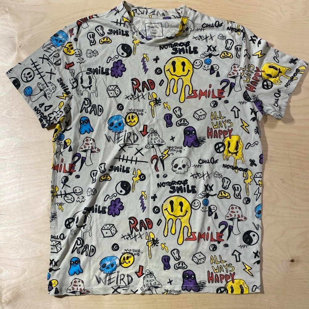 Rue21 Gray Tee with Purple and Yellow Accents Large (PE)